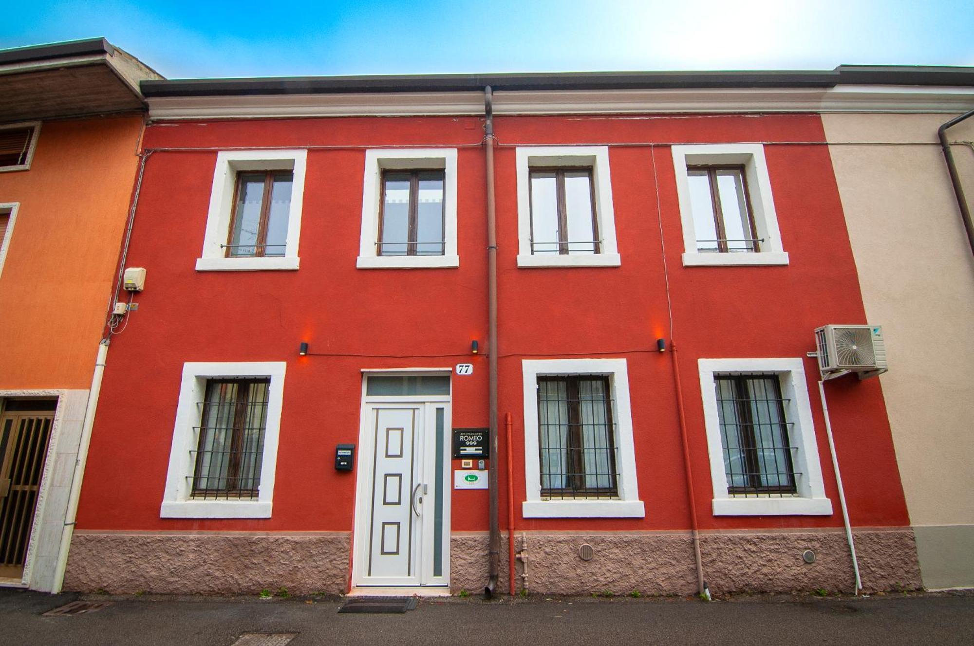 Italstay - Nuova Residenza Romeo - Affittacamere Werona Zewnętrze zdjęcie